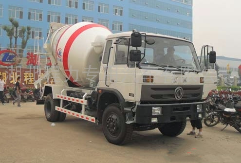 Dongfeng 153 concrete mixer truck